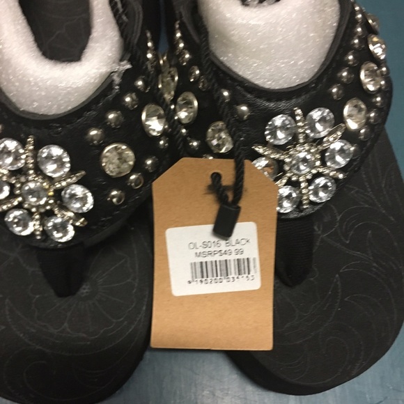 COPY - Montana West Sandals Size 6 - Picture 3 of 4